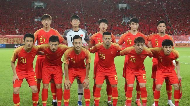 中国这些归化球员其实挺敬业的，尤其和国内的那些球员比(1)