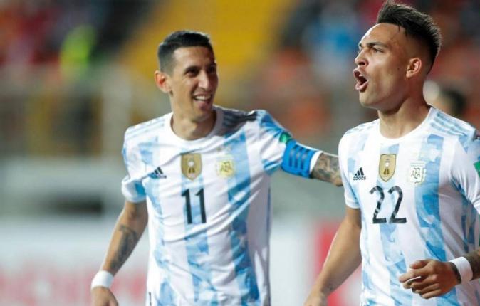 今晨，乌拉圭和阿根廷相继客胜！缺席的梅西“帮”了进球的苏牙(3)