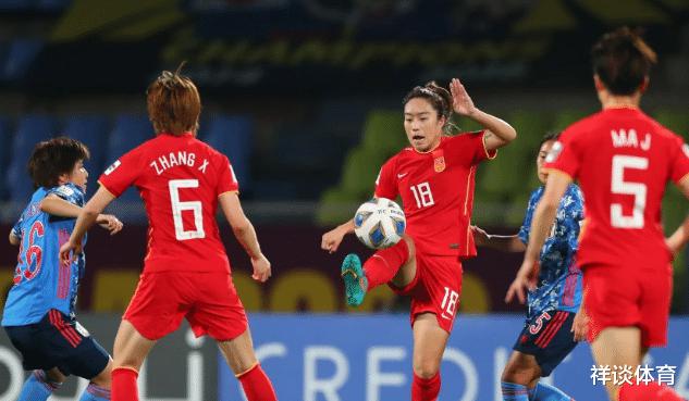 里皮离开时，曾定义中国球员为三无人员，显然此说法不包括女足(4)