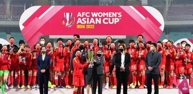 黄健翔：决赛让二追三，只有中国女足能做到，没脸为男足辩护(2)