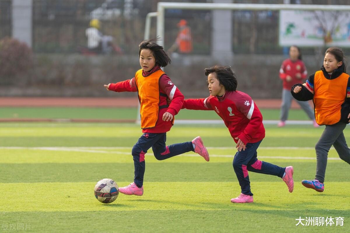 郑州足球迈出“快进的一步”！中国足协、中国女足将成大受益者(4)
