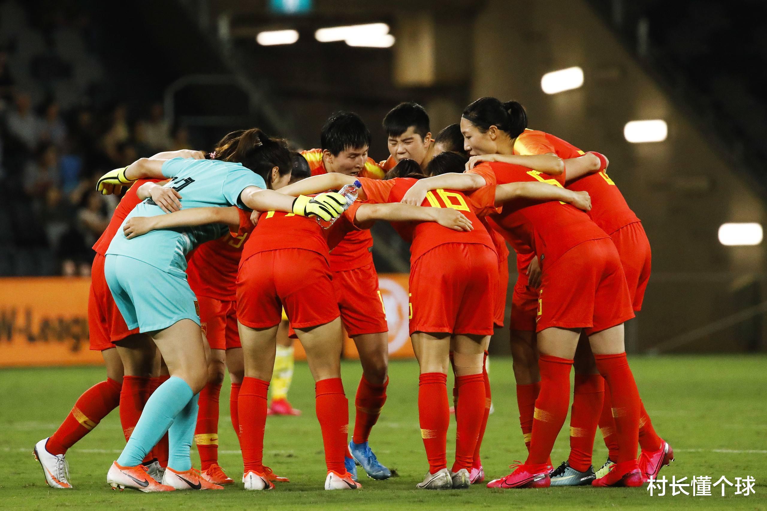 中国女足两员大将言论不当，引球迷怒批，教练该出手了(2)