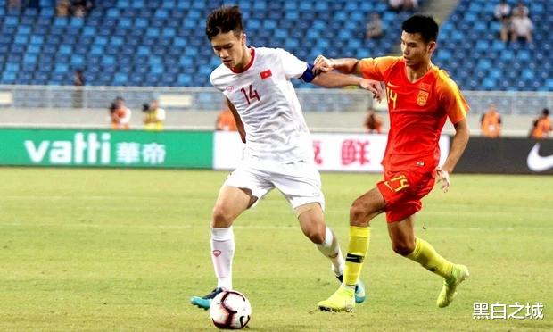 胆太小！外媒：中国足协要求调整迪拜杯赛程，因害怕对阵越南(1)