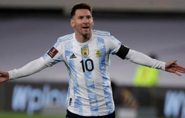 阿根廷3-0看清34岁梅西！过人如麻，刷爆3大纪录，被姆巴佩耽误了(3)