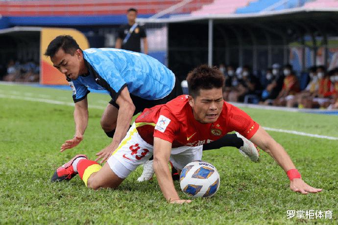 中国男足0-25，《人民日报》却为他们找借口，对手最小球员仅17岁(3)