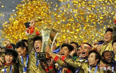 青岛城阳亚洲杯足球场年底完工，拟引进中超赛事，能引来泰山队吗(4)