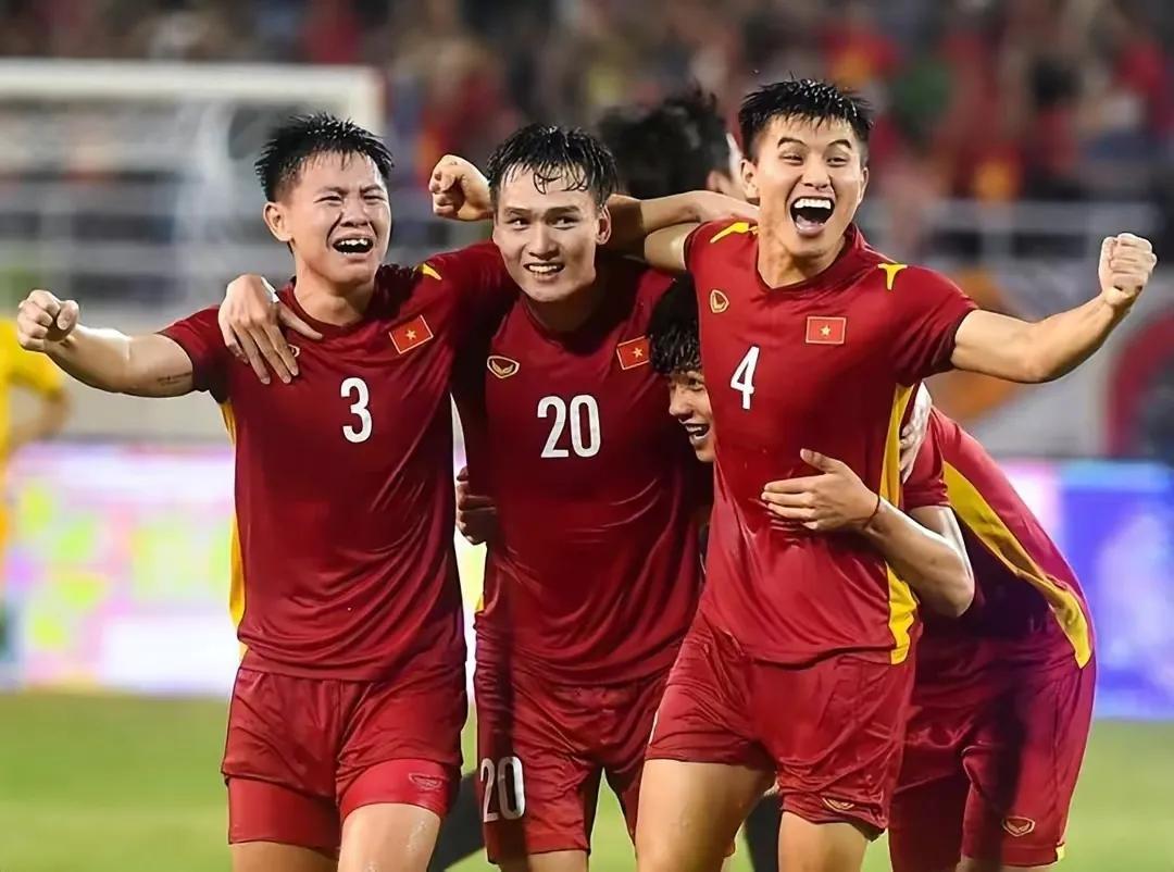 越南男足实力很强 在小组赛没有败仗 或战胜沙特晋级U23亚洲杯四强(2)