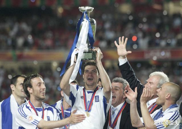 神话的开端！历史上的今天 希腊在04年欧洲杯淘汰法国杀入4强