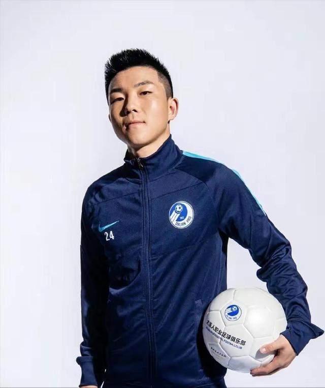 张威、方昊等国内优秀年轻球员数量众多 国足选拔队有望东亚杯夺冠(7)