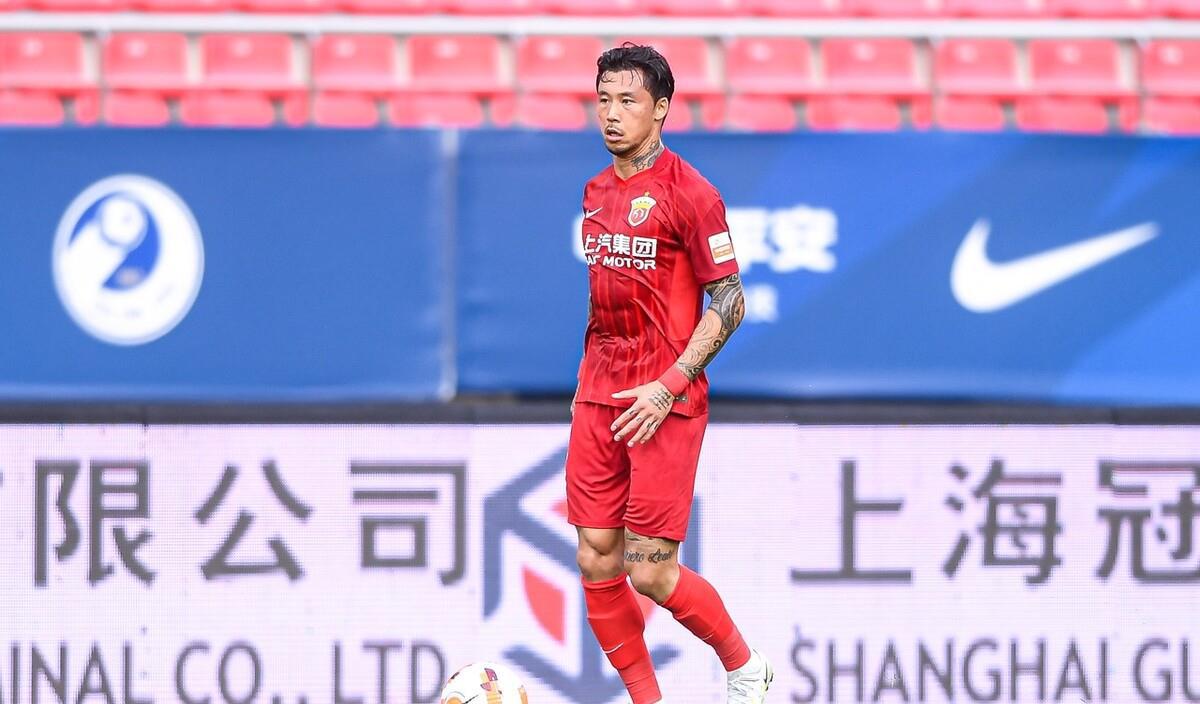 海港官方：张琳芃左膝内侧副韧带损伤将离开赛区，确定无缘东亚杯(2)
