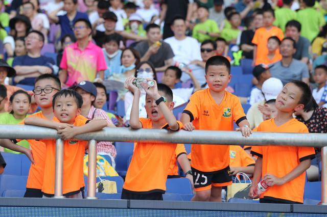 ​第一届中国青少年足球联赛启动 体教融合促发展(3)