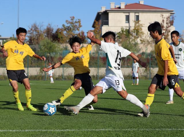 中国青少年足球联赛启航 体教融合激发无限潜能
