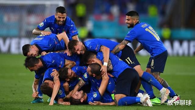 经典战术第九期：无缘世界杯，并不能否定意大利在欧洲杯上的成功(9)