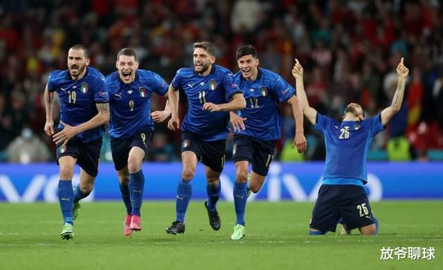 经典战术第九期：无缘世界杯，并不能否定意大利在欧洲杯上的成功(23)