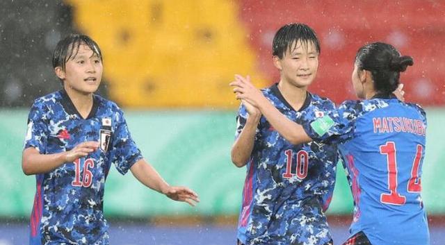 1-3！世界杯大冷门！美国队出局，日本头名出线，中国女足未晋级(1)