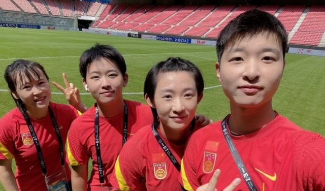 4-0到2-2！中国女足又没赢，连续3场不胜，仍轰世界波，狂欢庆祝(1)