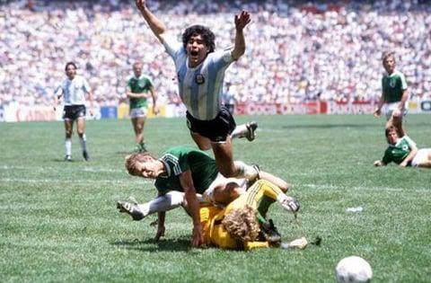 马特乌斯捐赠 老马1986世界杯决赛球衣回阿根廷！(2)