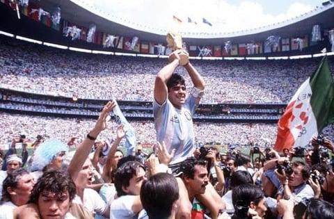 马特乌斯捐赠 老马1986世界杯决赛球衣回阿根廷！(3)
