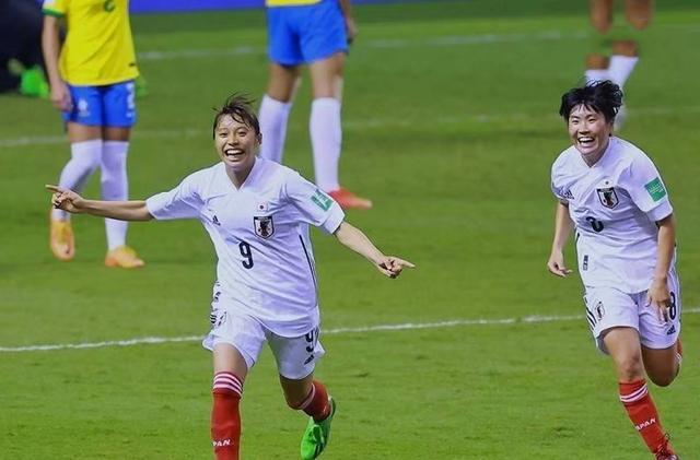 CCTV5直播女足世界杯决赛！西班牙女足对阵日本女足，谁能夺冠？(2)
