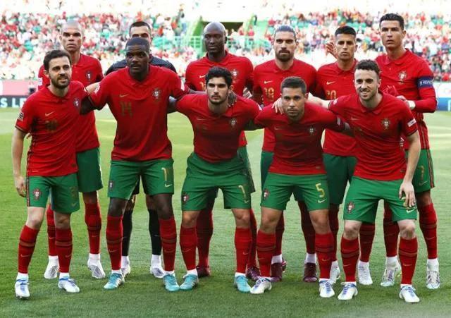 葡萄牙队有夺冠希望吗？队员阵容豪华，但防守有问题