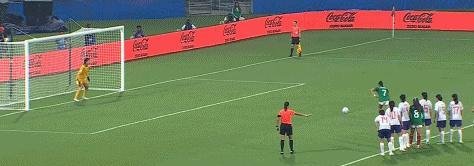 2-1，CCTV5+直播！时隔8年回归女足世界杯首战告捷，打的就是精锐(5)