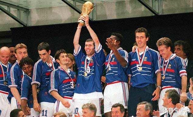 1998年世界杯决赛前，罗纳尔多饭后突然昏厥，法国成为被怀疑对象