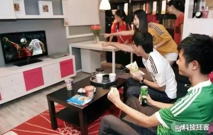 中国球迷太热情，女生辞职去卡塔尔看梅西，唯品会果酒涨4倍(2)