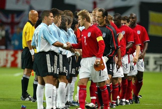阿根廷2比0波兰，波兰明明落后最后时刻却在后场防守，这是为何？(3)