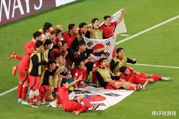 孙兴慜补时助攻 韩国2-1绝杀葡萄牙，首先恭喜韩国小组出线！(2)