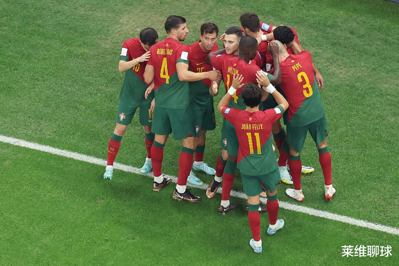 梅西一人对标葡萄牙！世界杯八强重大排名揭晓，3大黑马恐将出局(4)