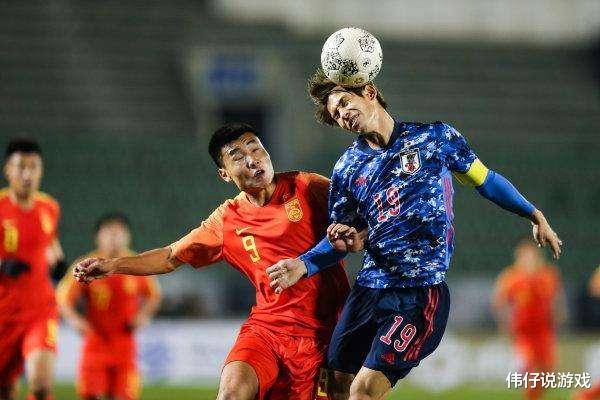 日本球员的这个停球，中国男足恐怕一辈子都做不到！