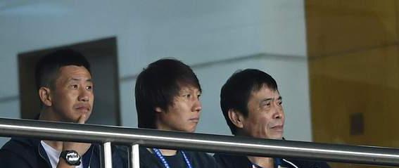 李铁核心教练团队成员郑斌被带走调查，泰山和三镇的比赛正常进行