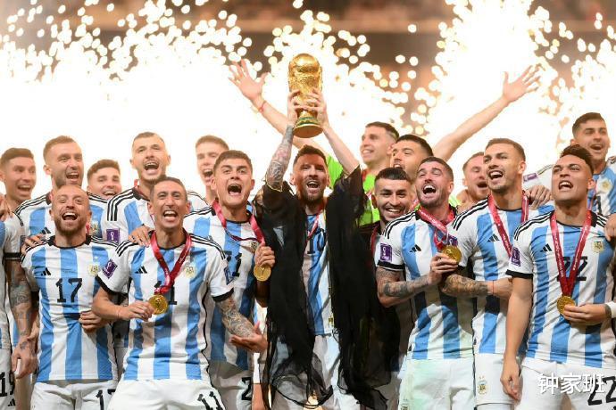 巴西阿根廷领衔国际足联年终排名 日伊韩亚洲前三 国足跌至十一(2)