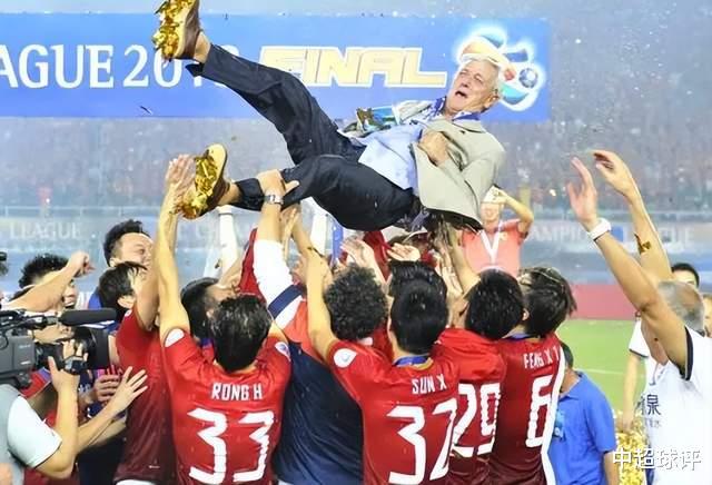 武汉三镇确认承办今年亚冠主场比赛：C罗有望到中国踢亚冠！