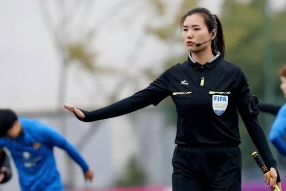 官方：中国美女裁判谢丽君将执法2023女足世界杯