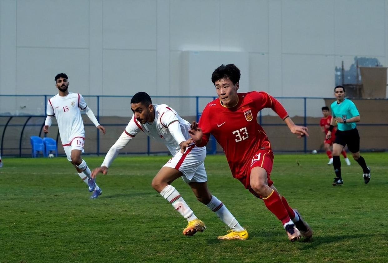 中国男足首秀3场0胜，80分钟绝平1-1，20岁天才爆发2球+世界波(3)