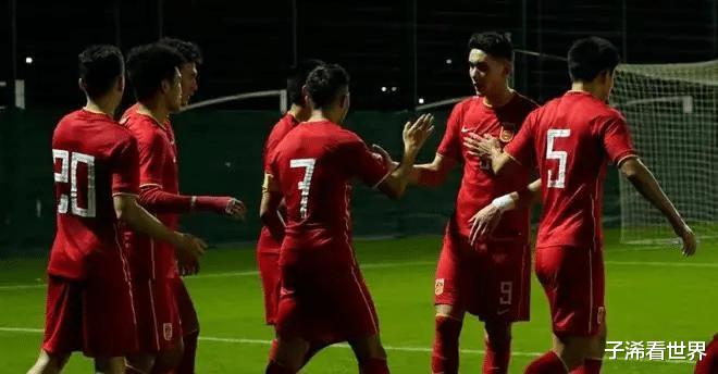 上午10点，中国足球传来喜讯：足协做出正确决定，国足成大赢家(5)