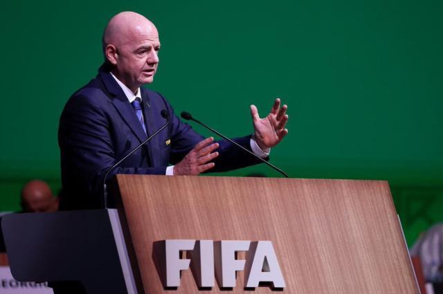 顶着争议推进“全球化” 因凡蒂诺连任国际足联主席(1)