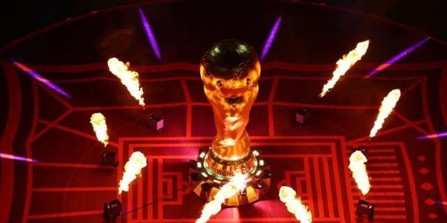 世界杯为何双重扩军？FIFA疯狂捞金，眼馋欧足联，球员成牺牲品(1)