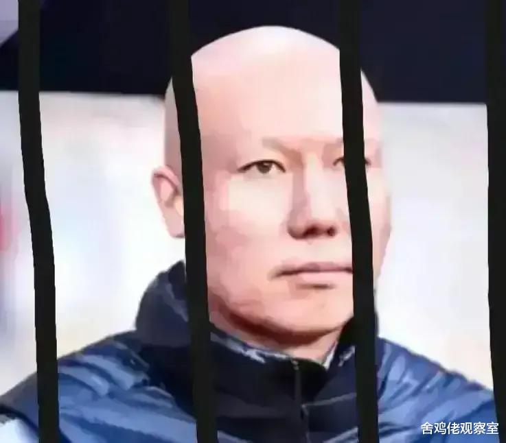 国足原教练李铁贪腐数亿，如今在狱中绝食，他在害怕什么？(2)