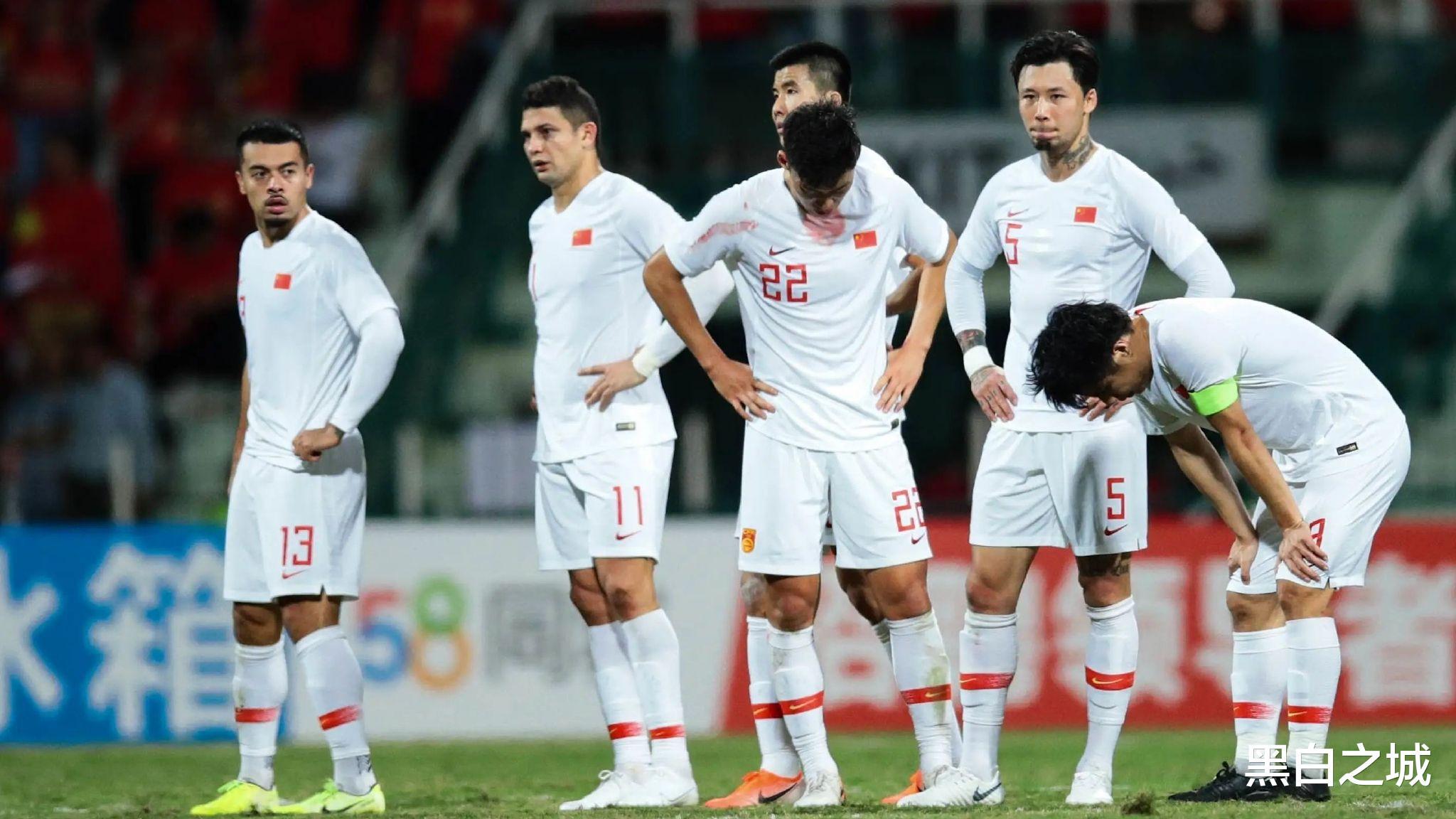 瞧不起国足？外媒：中国男足仅亚洲3流水平！主要对手是越南