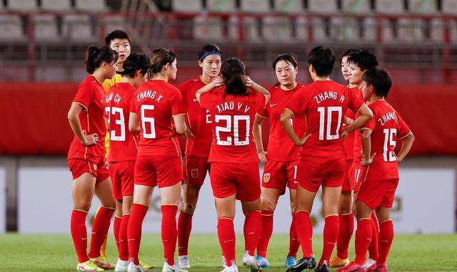 中国女足赢过美国女足吗？赢过一次友谊赛却不光彩！(6)