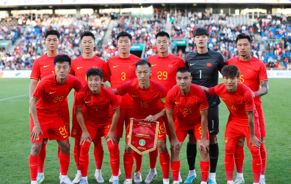 中国男足亚洲杯抽到绝世好签！过往苦主全避开，这次出线有希望了(7)