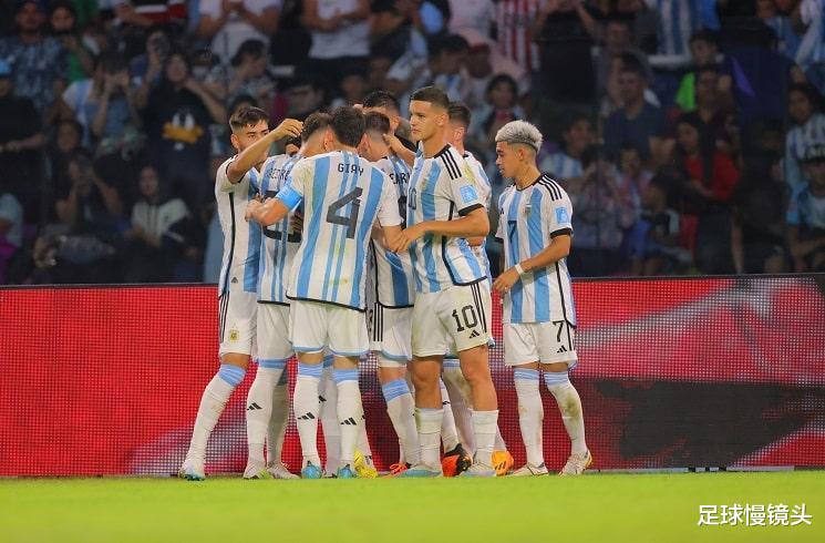 3-0！2-2！阿根廷队出线，98分钟破门+2红牌，国足未冲出亚洲(5)