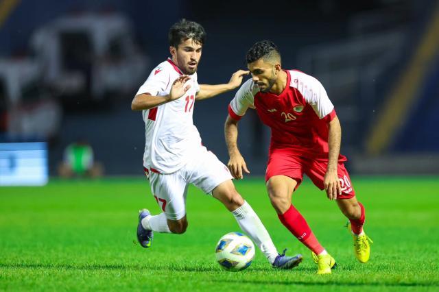 国足亚洲杯对手连续不胜 塔吉克斯坦1比1战平阿曼
