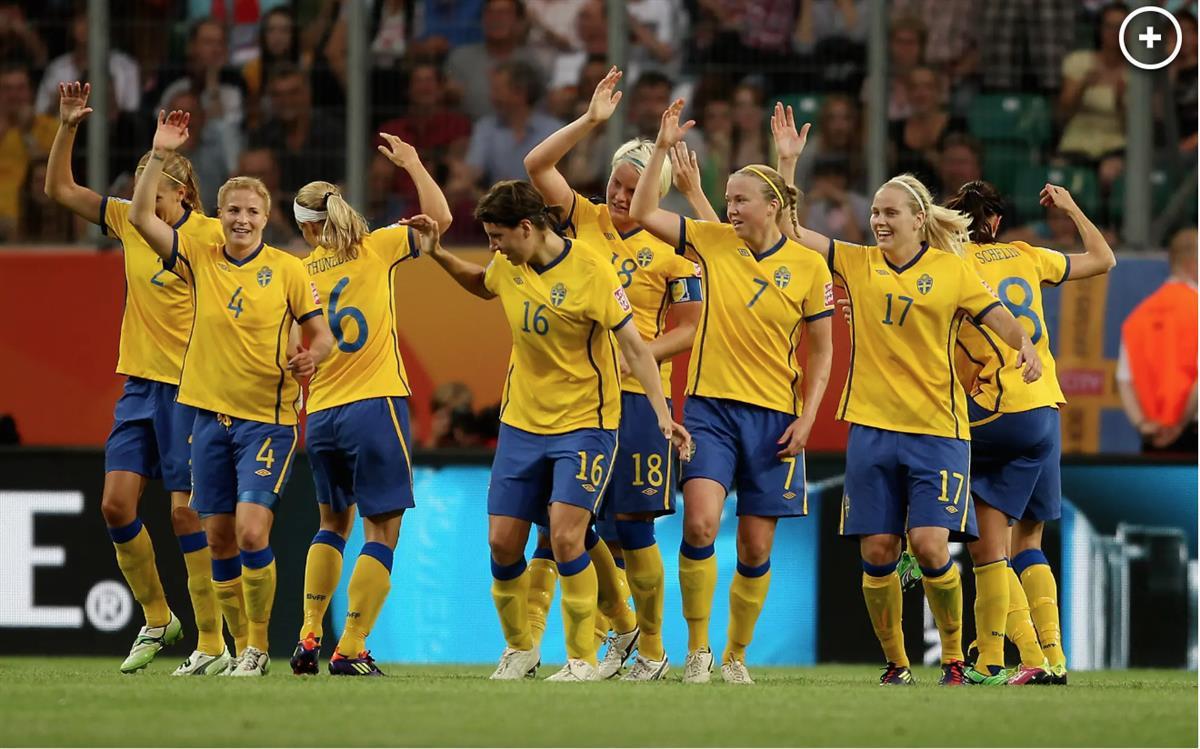 瑞典前女足队长出书爆猛料，称女子世界杯期间，她们被要求脱衣证明是“女儿身”(2)