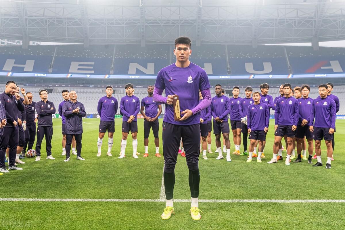 上海培养的球员集结成军，中国足球焕发新生力量！