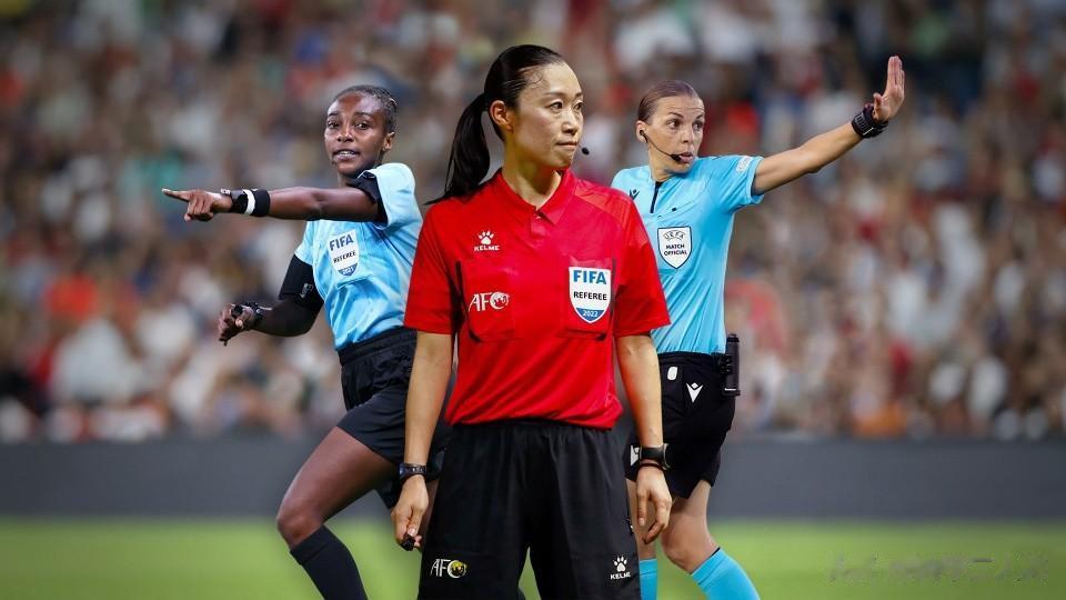 国际足联宣布，2023年女足世界杯，VAR的判罚将由主裁向场内观众解释。国际足联(1)