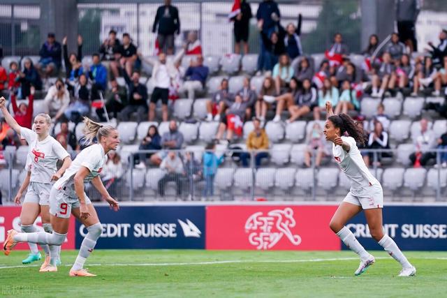 女足世界杯巡礼：瑞士女足国家队 关于挑战与成功的必经之路(2)