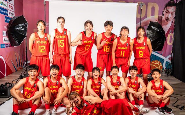 中国U19女篮官宣世界杯12人名单：胡多灵领衔首战对阵加拿大